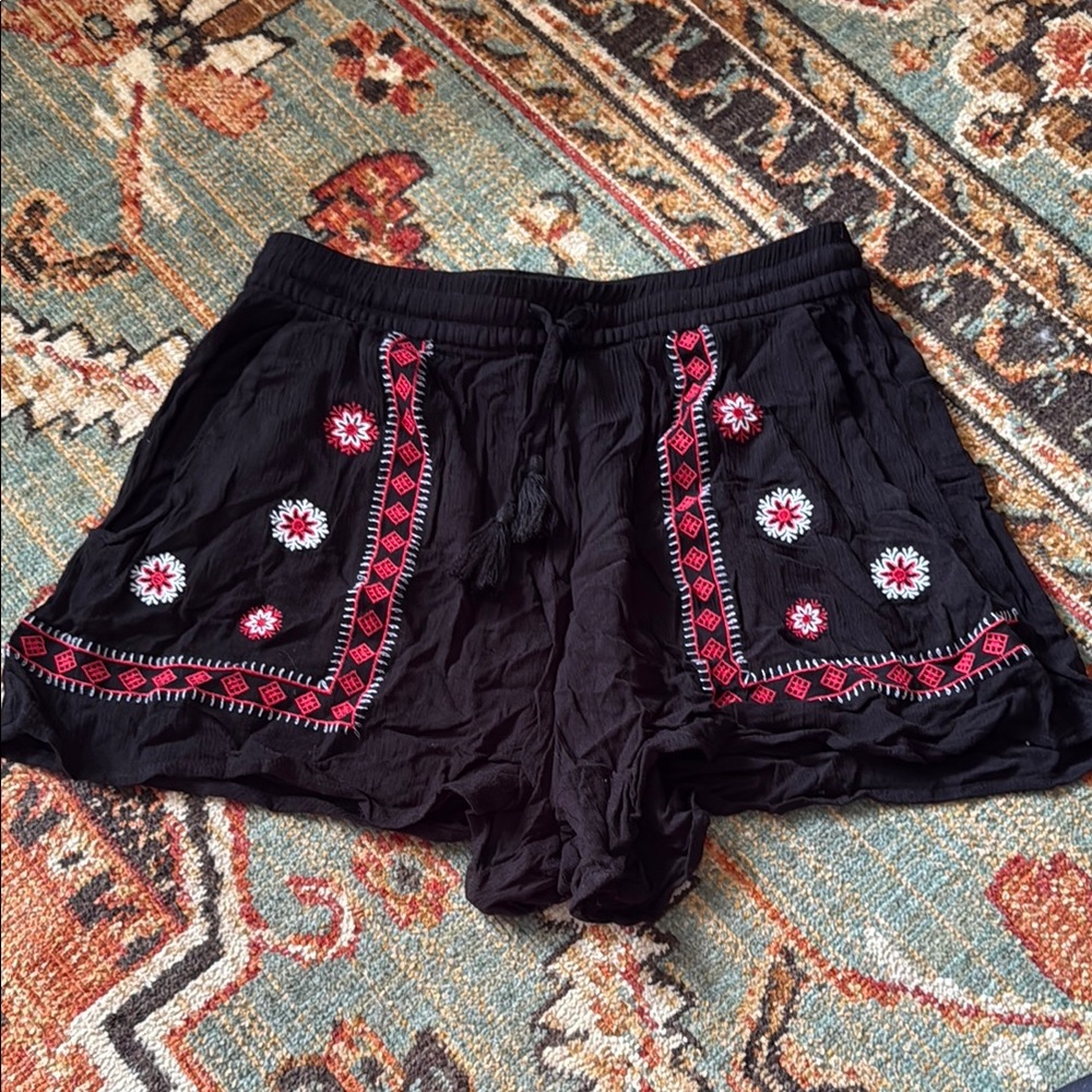 H&M Embroidered Black Shorts